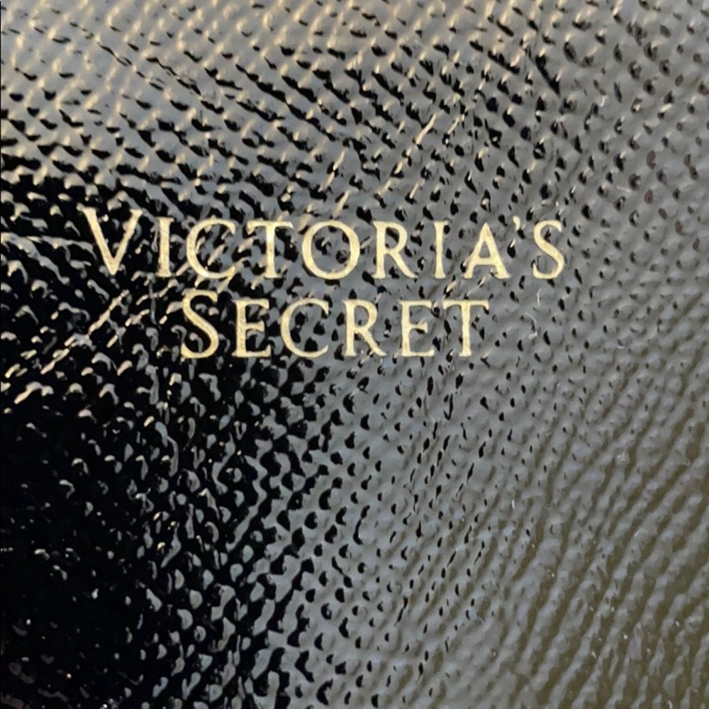 Vs Makeup Case - image 3